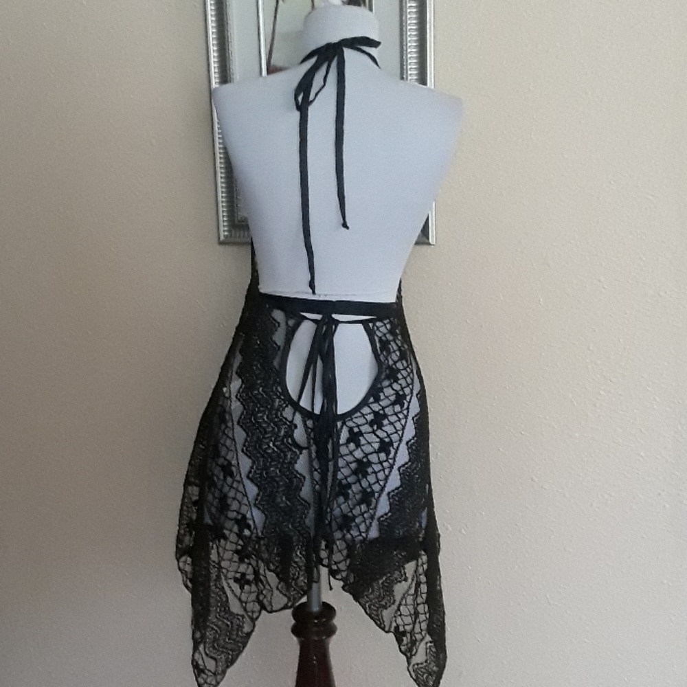 Nice Lace Top - Picture 2 of 8